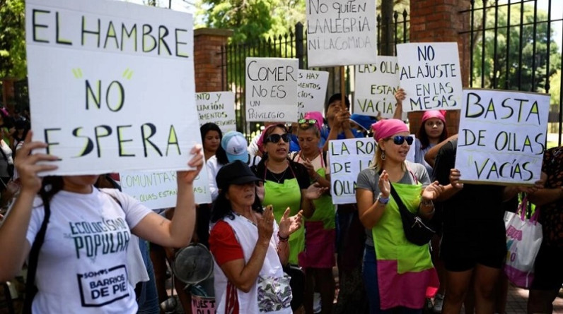 إضراب عام وتظاهرات حاشدة.. تحركات واسعة في الأرجنتين تنديدا بسياسات الرئيس الاقتصادية